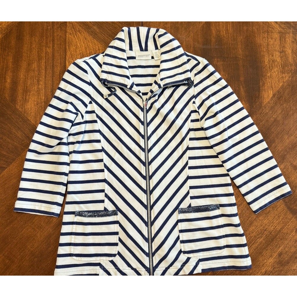 Chico's Zenergy Womens Coastal Jacket Size 0 Navy Striped Front Zip sweatshirt